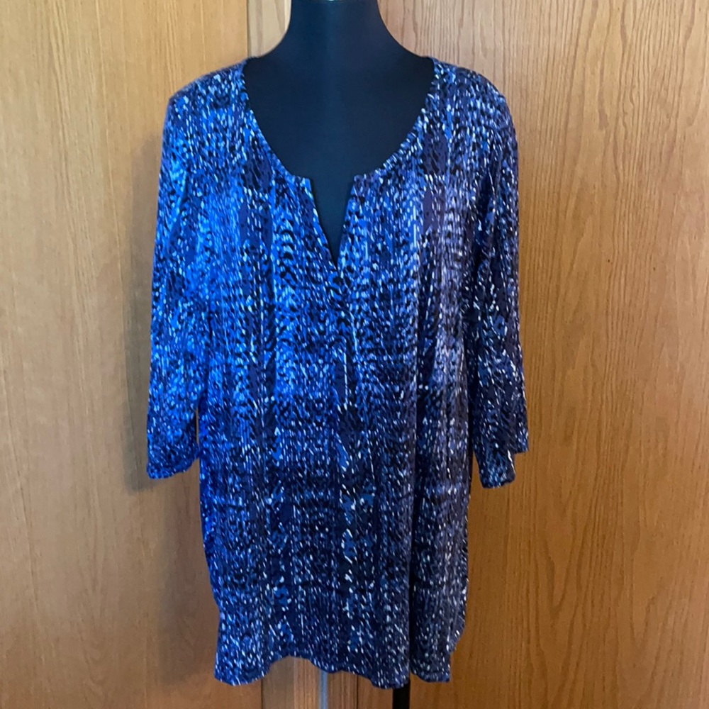 Jones and Company never worn Size 3X!